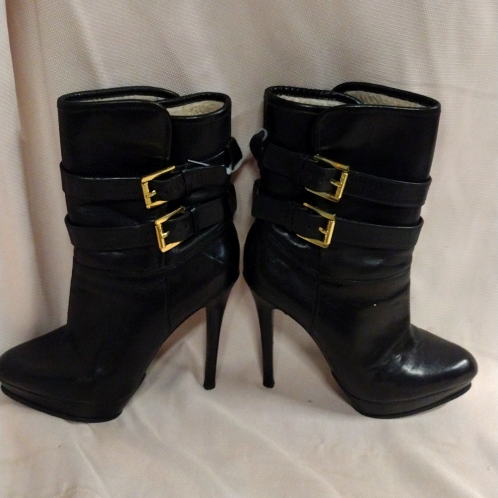 Soft Real black leather Real wool lined heeled boot 7M ladies Micheal Kors boot